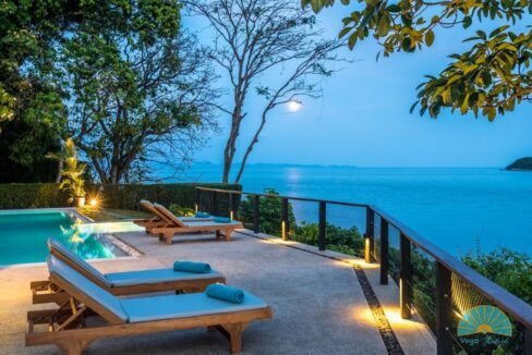 Oceanfront Pool Villa (36)