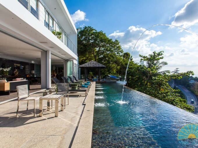 ultra luxurious seaview villa
