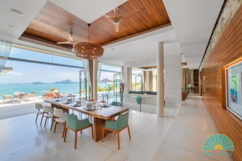 Dining area (2)