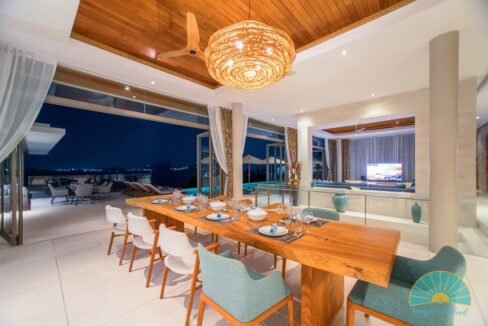 Dining area (3)