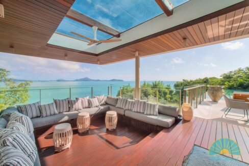 Outdoor living space 2