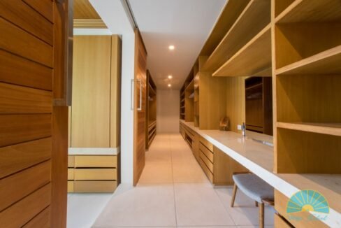 Room 2 wardrobe