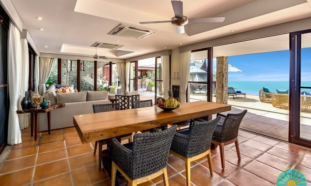 11 Villa Horizon - Living & Dining Room